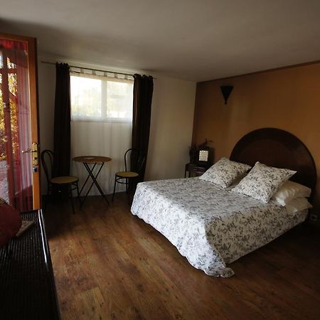 Chambres D'Hotes Domaine De La Rose Des Vents Castelnau-sur-lʼAuvignon Kültér fotó