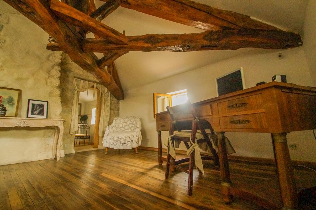 Chambres D'Hotes Domaine De La Rose Des Vents Castelnau-sur-lʼAuvignon Szoba fotó
